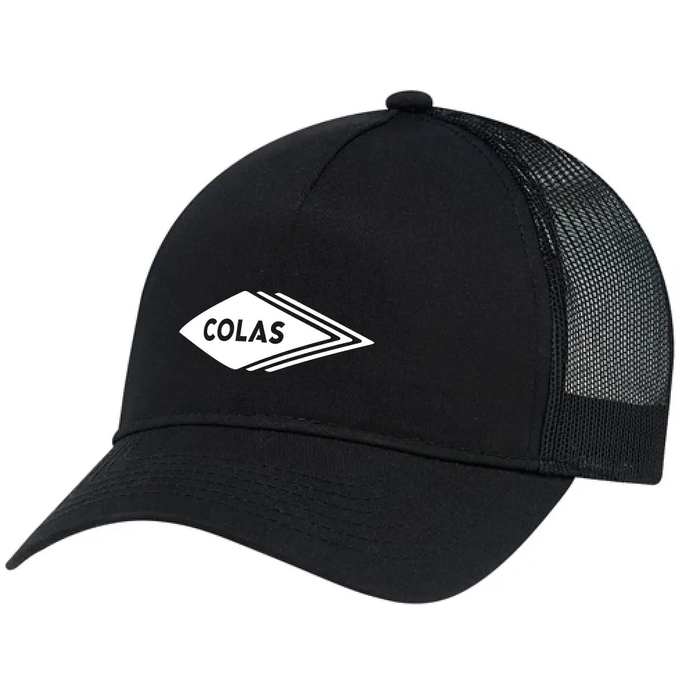 Women's cap with poneytail hole