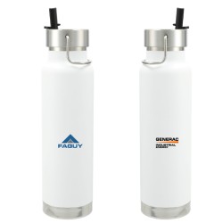 Bouteille isolé avec paille