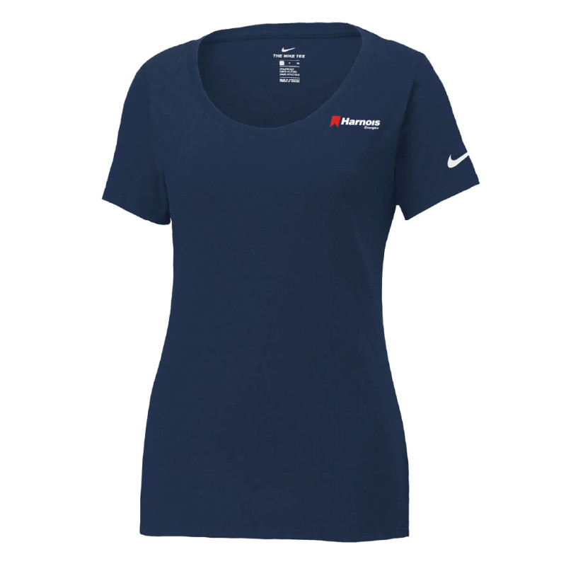 NIKE T-SHIRT Dri-FIT COTTON/POLY À COL ARRONDI PROFOND POUR FEMMES. NKBQ5234